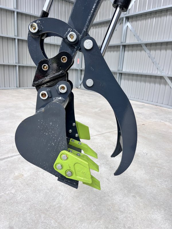 A12SE Mini Excavator image 7